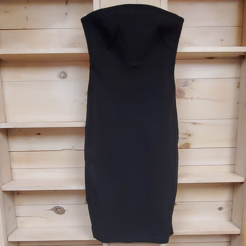 Strapless dress